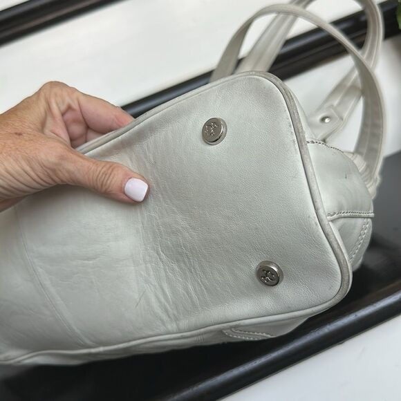 Donald J Pliner Genuine Leather Shoulder Purse Stitched Design Elegant Tote - Picture 10 of 13